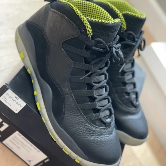 Jordan 10 venom